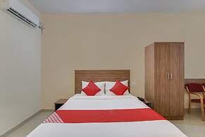 OYO Flagship 29620 New Champion Residency
