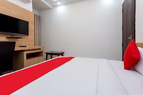 Capital O 27658 Hotel New Mohit Regency