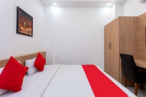 Capital O 27658 Hotel New Mohit Regency