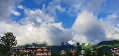 Hotel Buddha House Himalayan Brothers