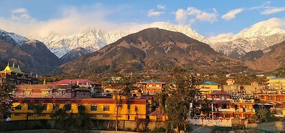 Hotel Buddha House Himalayan Brothers