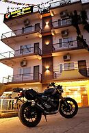 Hotel Buddha House Himalayan Brothers