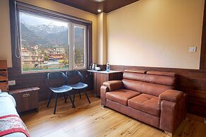 Hotel Buddha House Himalayan Brothers