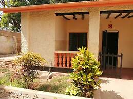 Diani Travelers Guest House