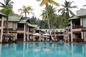 Sandyy Wavess Beach Resort