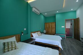 Bobo House