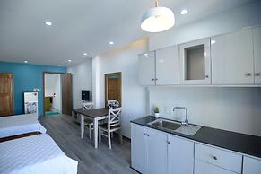 Bobo House