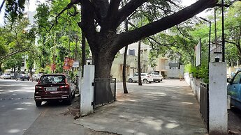 Hotel Bhooshan Sivajinagar
