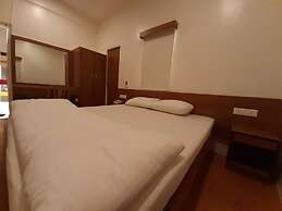 Hotel Bhooshan Sivajinagar