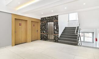 Treebo City Inn, Satara