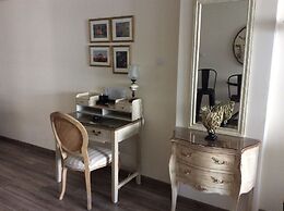 The Central Suites