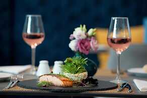 Athenaeum Smart Hotel