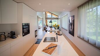 Seaside Lodge