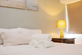 Malecon Rooms & Hotel