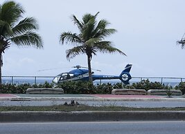 Malecon Rooms & Hotel