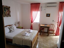 Majero Apartments