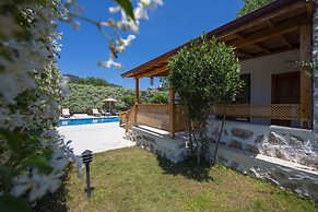 Eroglu Villas