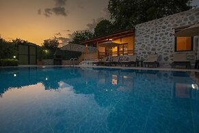 Eroglu Villas