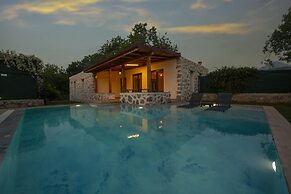 Eroglu Villas