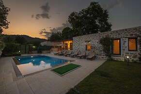 Eroglu Villas