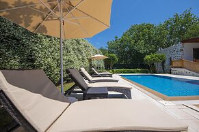 Eroglu Villas