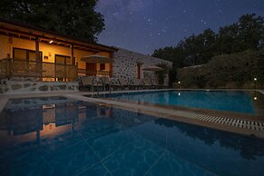 Eroglu Villas