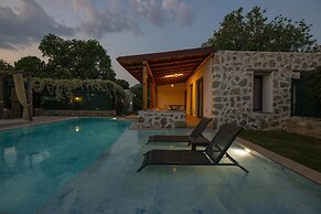 Eroglu Villas