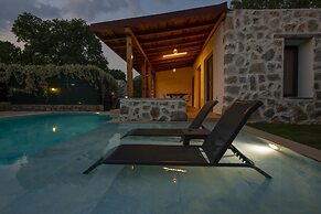 Eroglu Villas