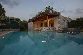 Eroglu Villas