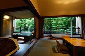 Hakone Kamon