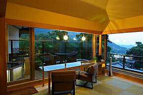 Hakone Kamon