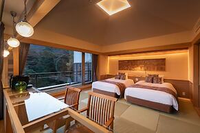 Hakone Kamon
