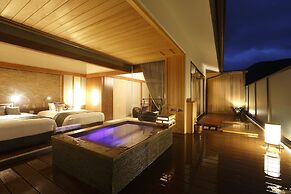Hakone Kamon