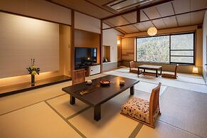 Hakone Kamon