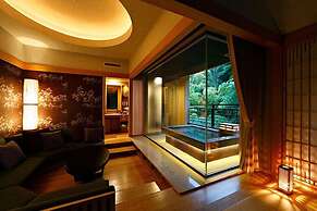 Hakone Kamon