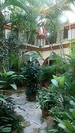 Hotel Acropolis Maya