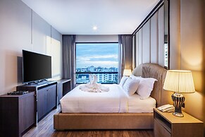 Grand Sala Thai