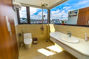 Ngan Pho Studio & Hotel