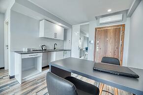 Grisverde Suites Hotel