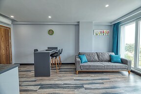 Grisverde Suites Hotel