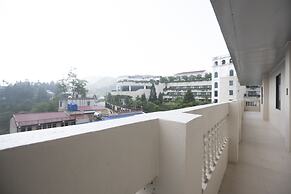 Sunshine View Hotel