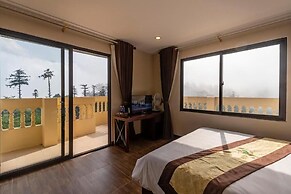 Sunshine View Hotel