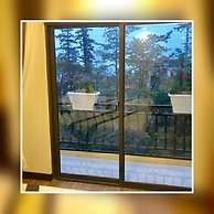 Sunshine View Hotel