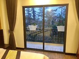 Sunshine View Hotel
