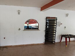 OYO Hotel Cedros & Spa