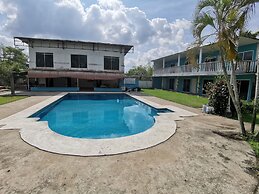 OYO Hotel Cedros & Spa