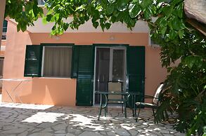 Odysseia Apartments
