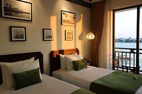 Roxana River Villa