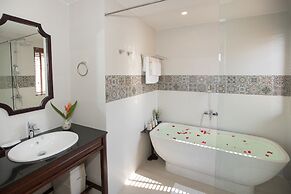 Roxana River Villa