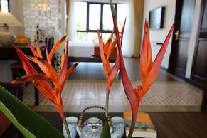 Roxana River Villa